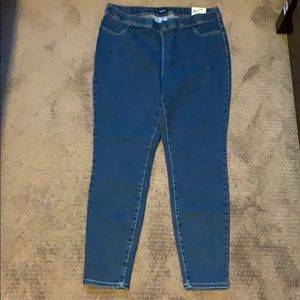 XXL pull on Jegging mid rise skinny leg basic edit